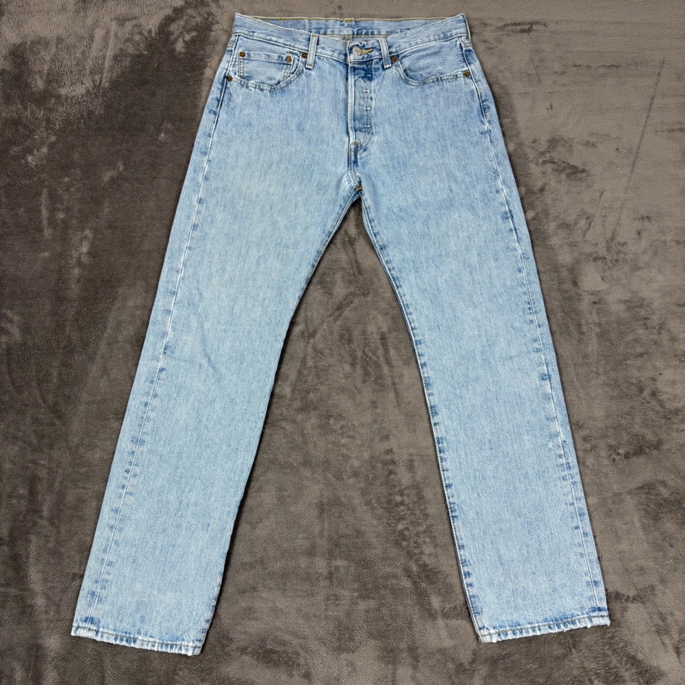 Levi's Jeans Mens 32 Light Wash 501 Original Fit Button Fly Straight Leg Denim